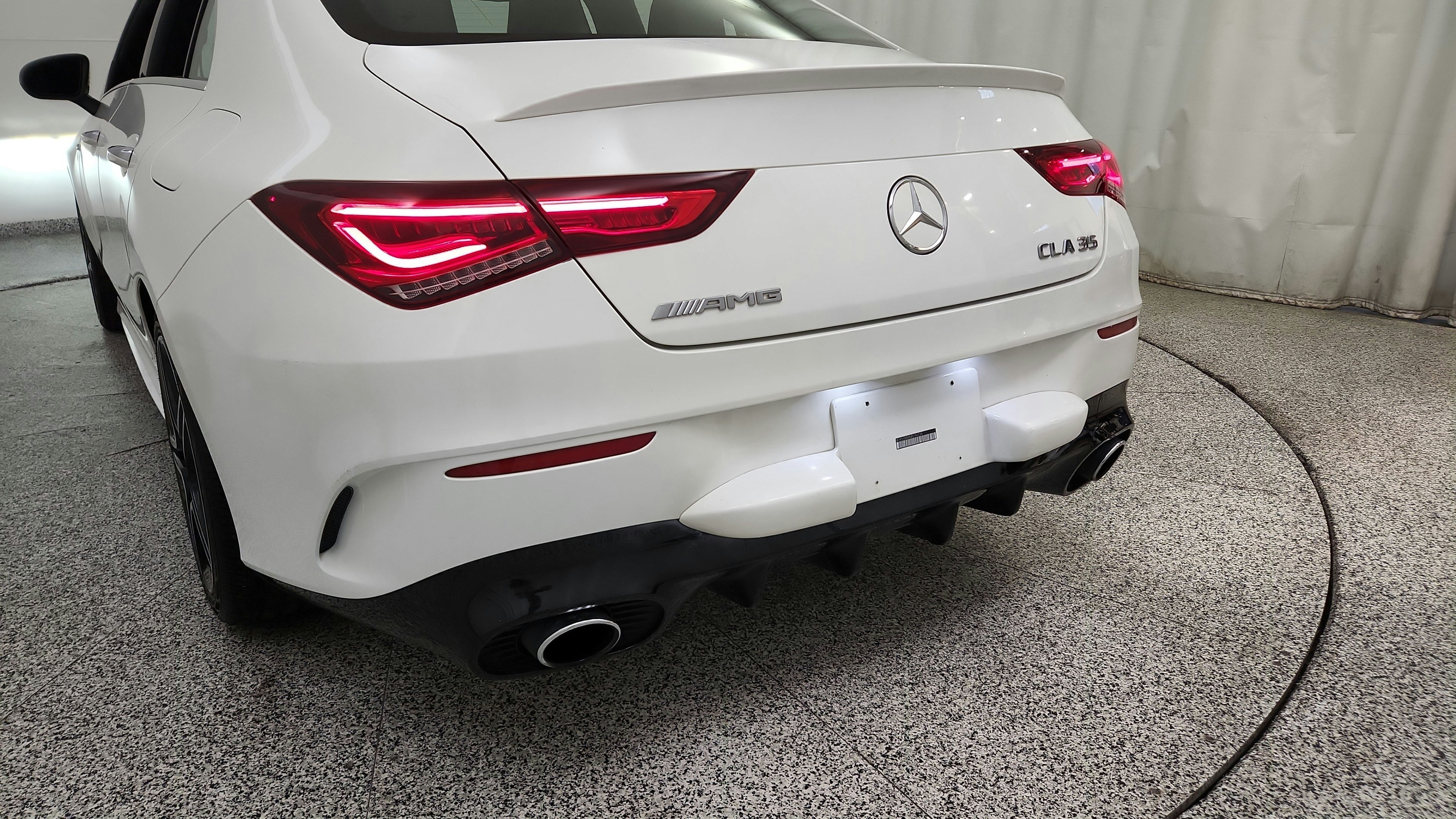Used 2021 Mercedes-Benz CLA 35 AMG 4MATIC image 30