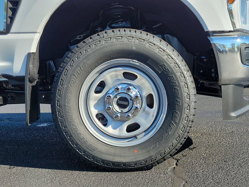 New 2026 Ford F350 XL w/ XL Chrome Package image 7
