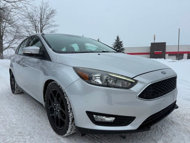 Used 2016 Ford Focus SE w/ Equipment Group 201A image 6
