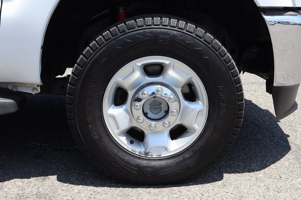 Used 2012 Ford F350 XLT w/ XLT Interior Pkg image 40