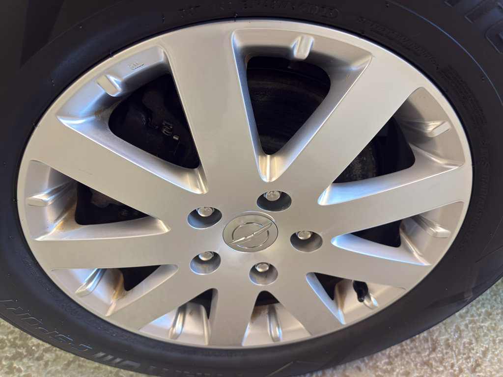 Used 2016 Chrysler Town & Country Touring FWD image 34