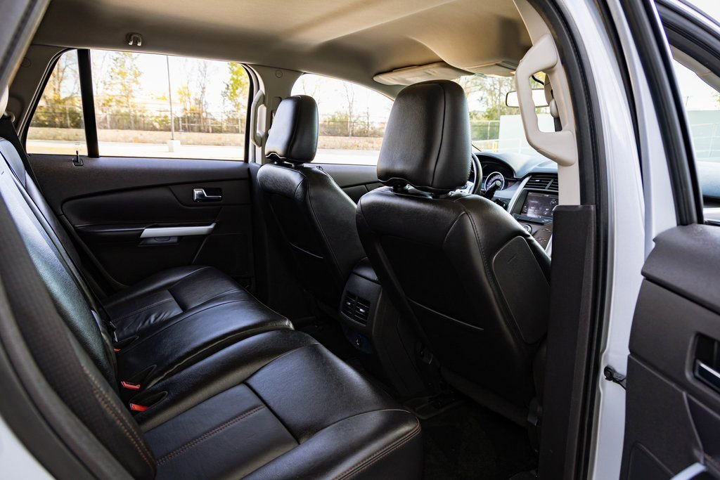 Used 2011 Ford Edge SEL w/ 202A Rapid Spec Order Code image 25