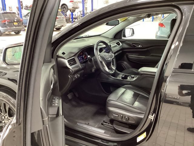 Used 2023 GMC Acadia SLT w/ Elevation Edition AWD/4WD image 10