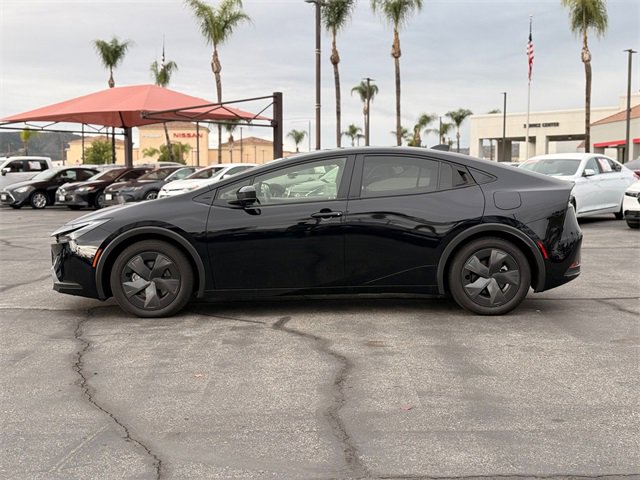 Used 2024 Toyota Prius Prime SE image 9