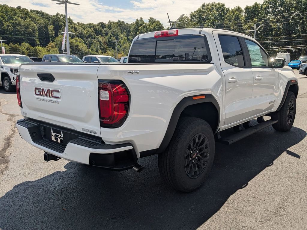 New 2026 GMC Canyon Elevation w/ Convenience Package image 6