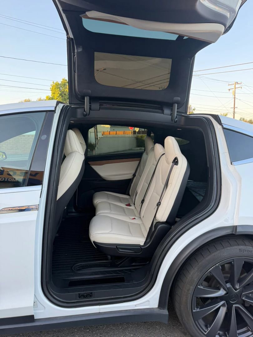 Used 2021 Tesla Model X Long Range AWD/4WD image 13
