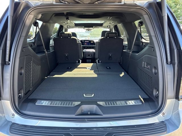 New 2026 Chevrolet Suburban High Country w/ Sun And Tow Package AWD/4WD image 33