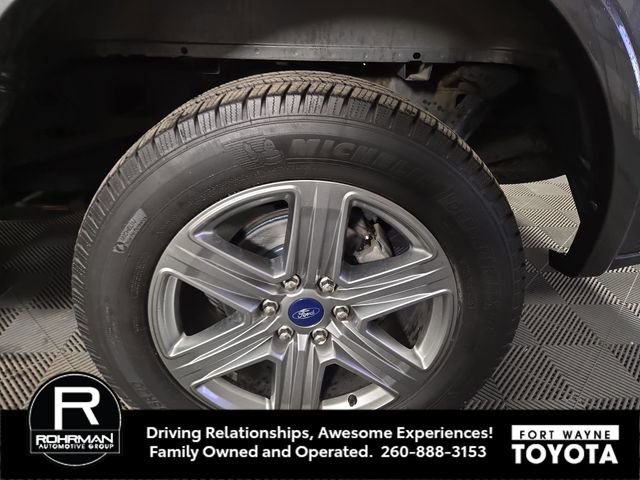 Used 2019 Ford F150 XLT w/ Equipment Group 302A Luxury AWD/4WD image 11