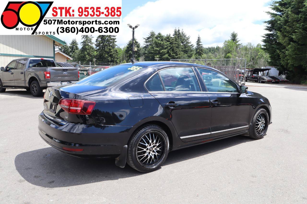 Used 2017 Volkswagen Jetta SEL FWD image 10
