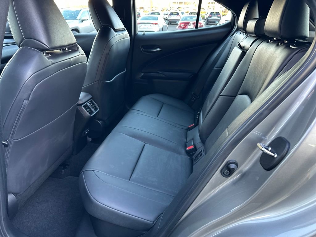 Used 2021 Lexus UX 250h image 14