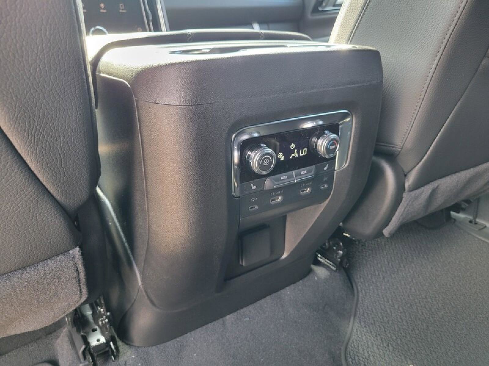 New 2026 GMC Yukon XL Denali image 31