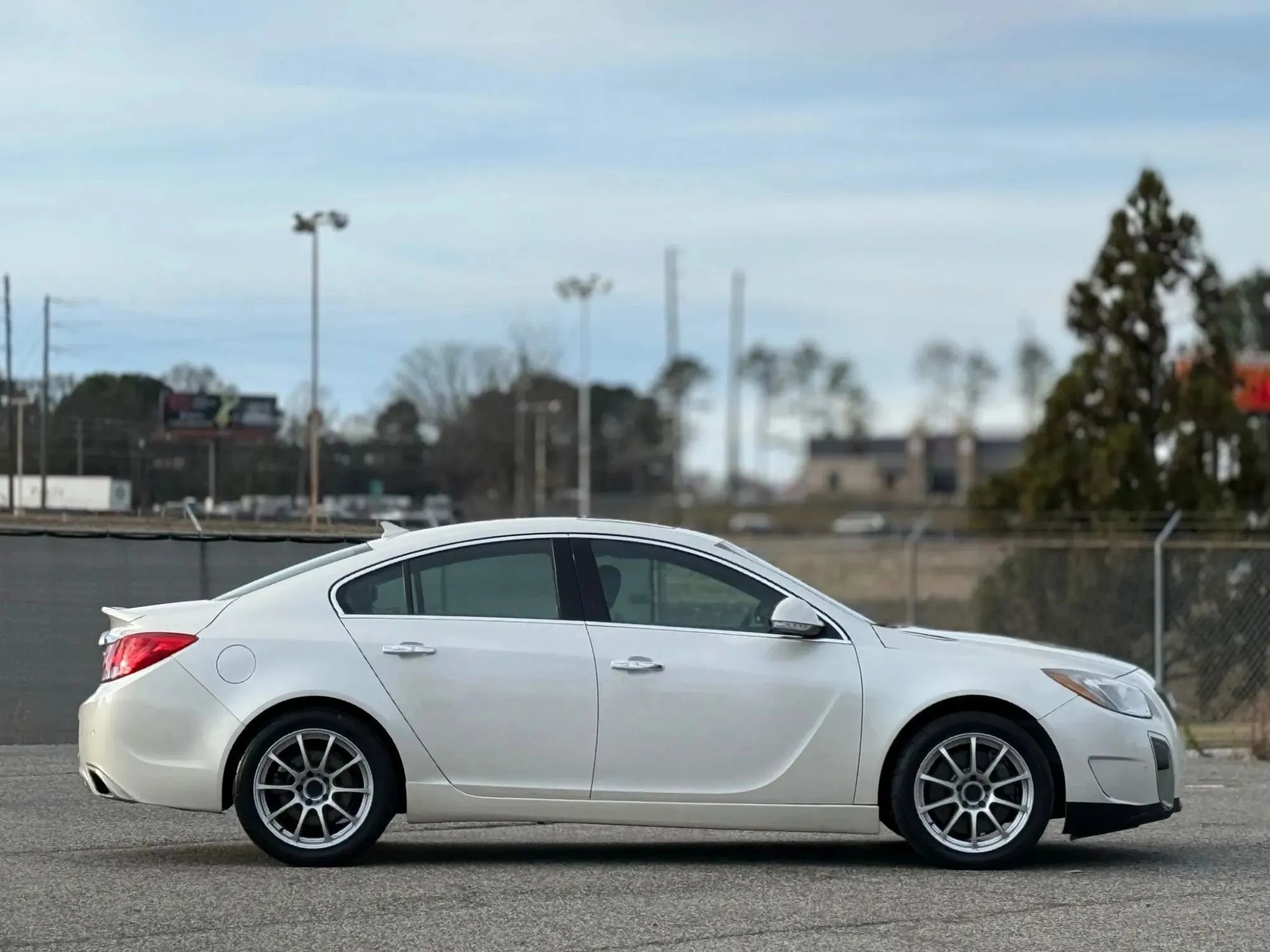 Used 2013 Buick Regal GS FWD image 7
