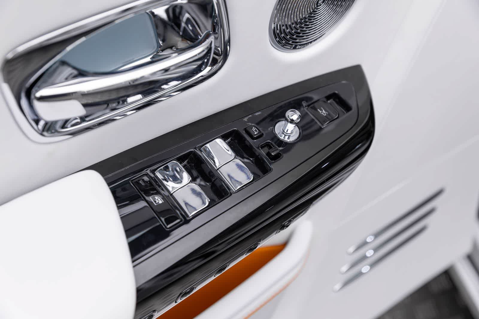 New 2027 Rolls-Royce Phantom Sedan RWD image 28