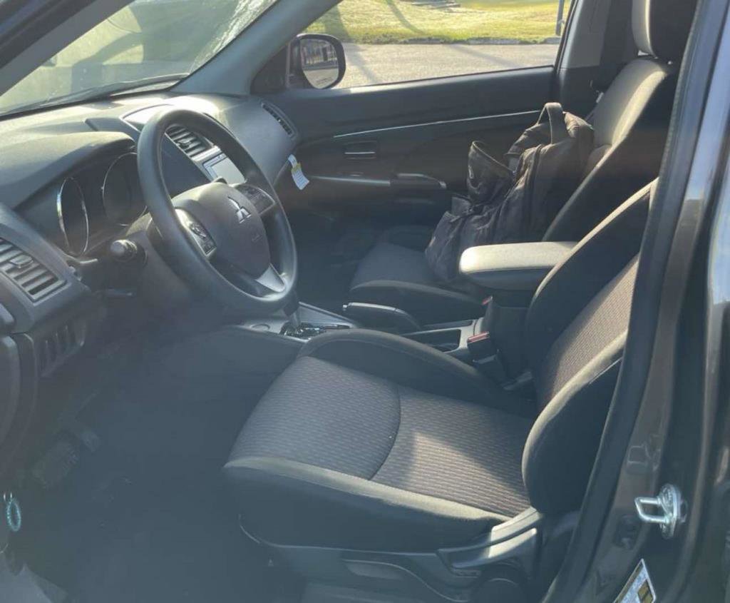 Used 2019 Mitsubishi Outlander Sport ES image 4