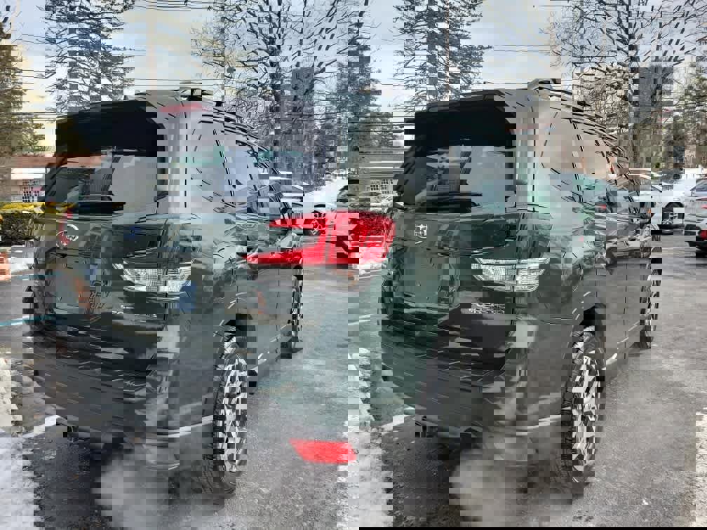 Used 2023 Subaru Forester Premium image 3