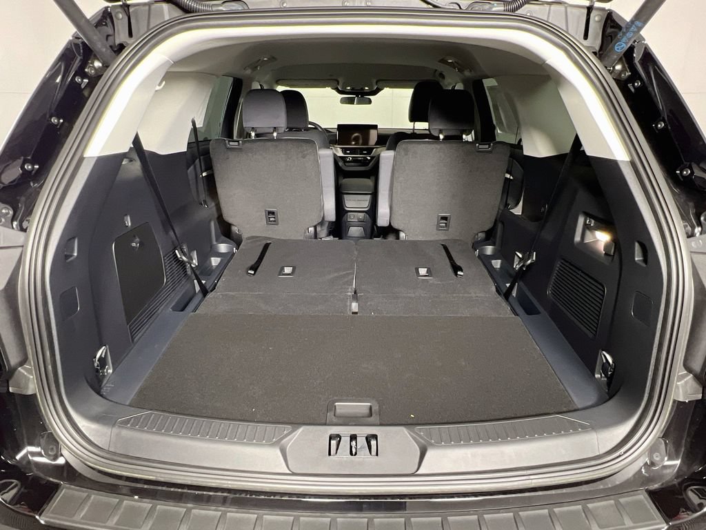 New 2026 Ford Explorer Active AWD/4WD image 14
