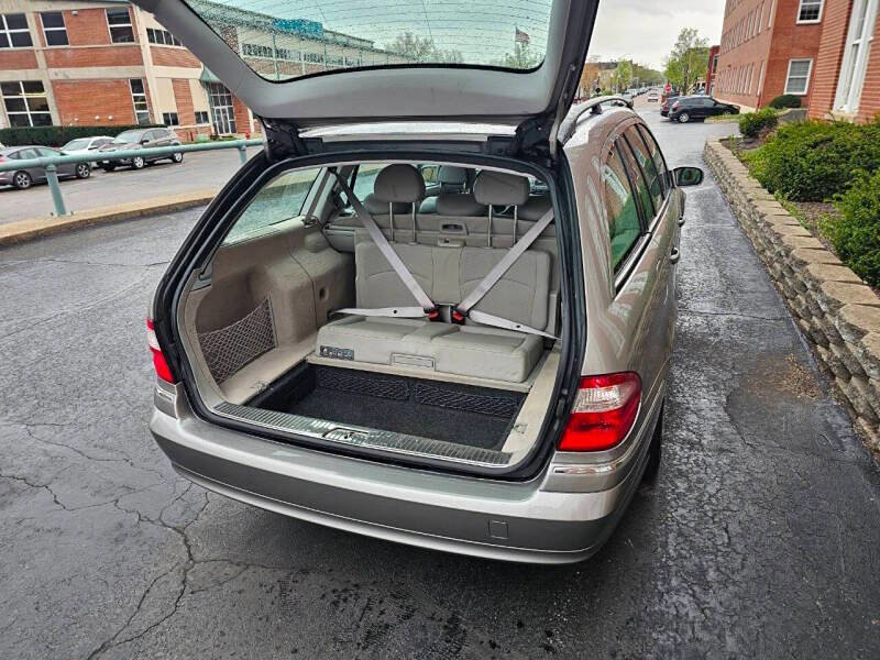Used 2006 Mercedes-Benz E 350 4MATIC Wagon image 27