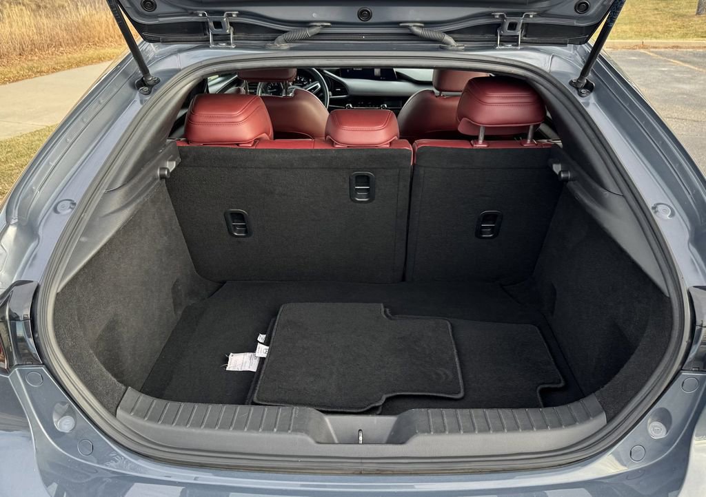 Used 2024 MAZDA MAZDA3 s image 9