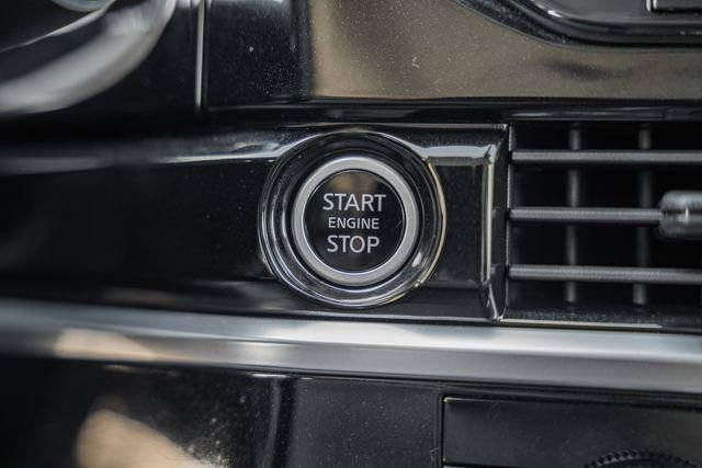 Used 2024 Nissan Pathfinder Platinum w/ Black Appearance Package image 26