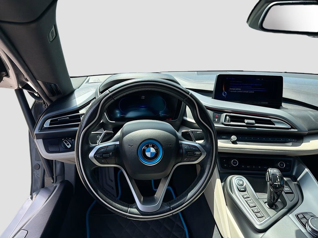 Used 2015 BMW i8 image 16