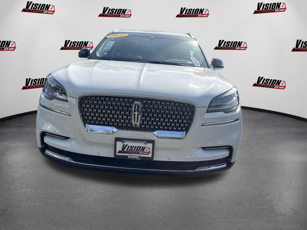 Used 2022 Lincoln Aviator Reserve w/ Equipment Group 201A AWD/4WD image 2