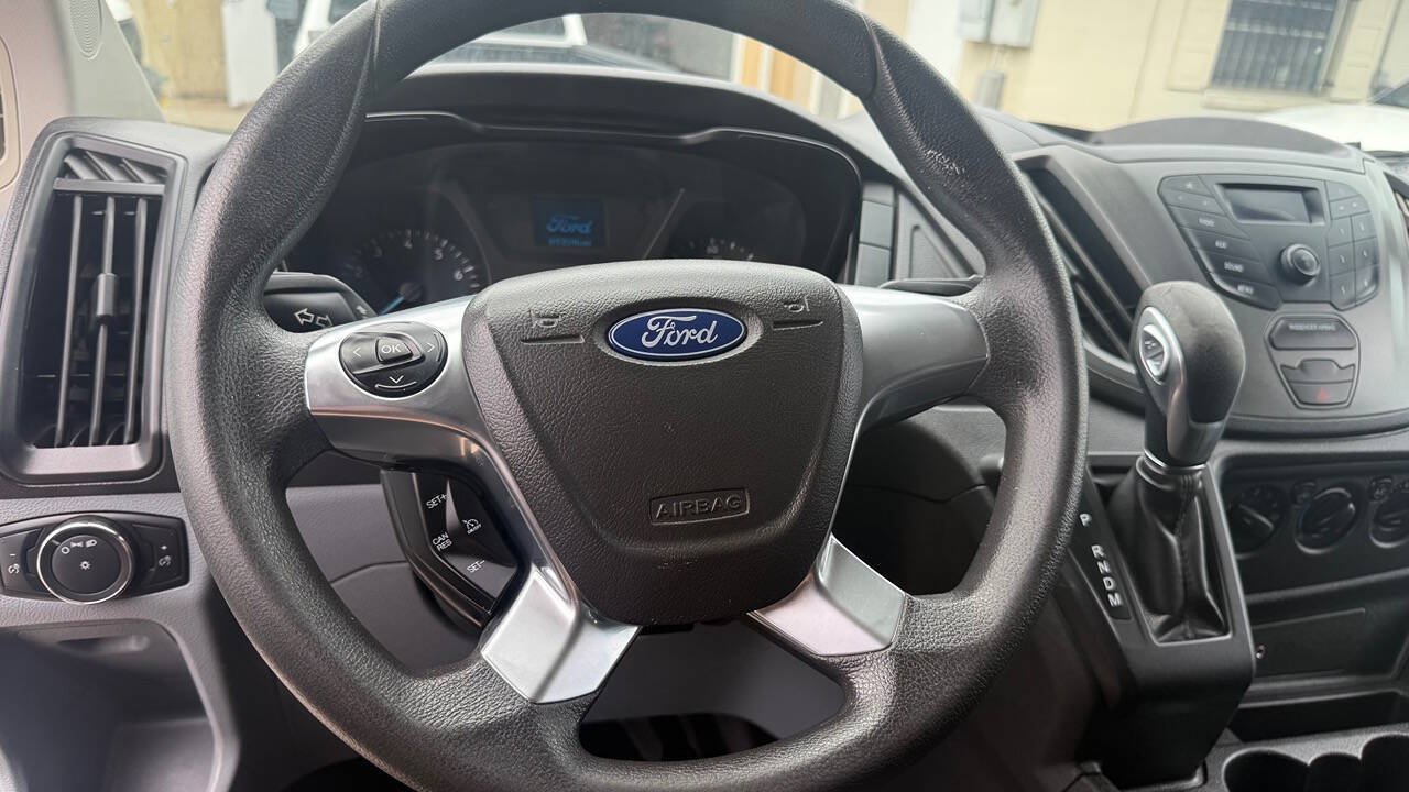 Used 2019 Ford Transit 250 130 Low Roof w/ Exterior Upgrade Package RWD image 14