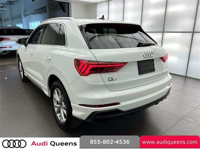 Used 2023 Audi Q3 2.0T Premium w/ Convenience Package image 7