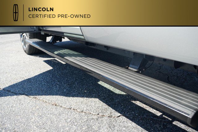 Certified 2024 Lincoln Navigator Black Label AWD/4WD image 10
