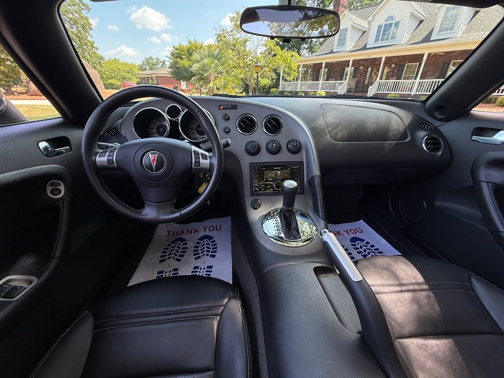 Used 2007 Pontiac Solstice Convertible w/ Premium Package RWD image 37