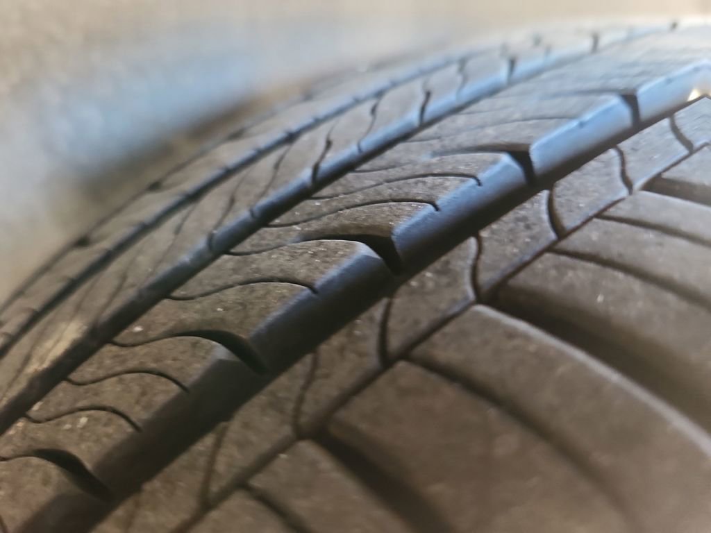 Used 2017 Subaru Legacy 2.5i Premium w/ Moonroof Package image 27