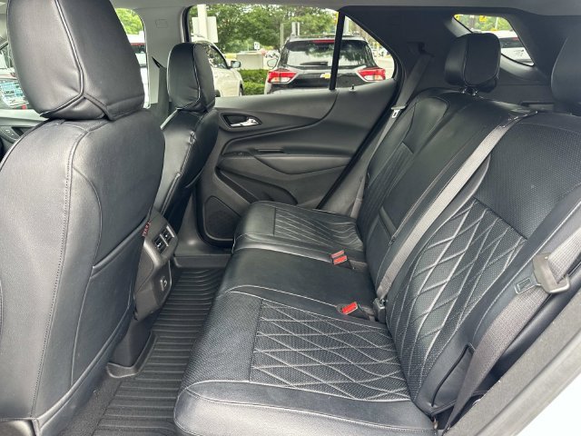 Used 2022 Chevrolet Equinox LT AWD/4WD image 16