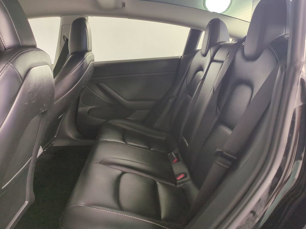 Used 2023 Tesla Model 3 Standard Range image 14