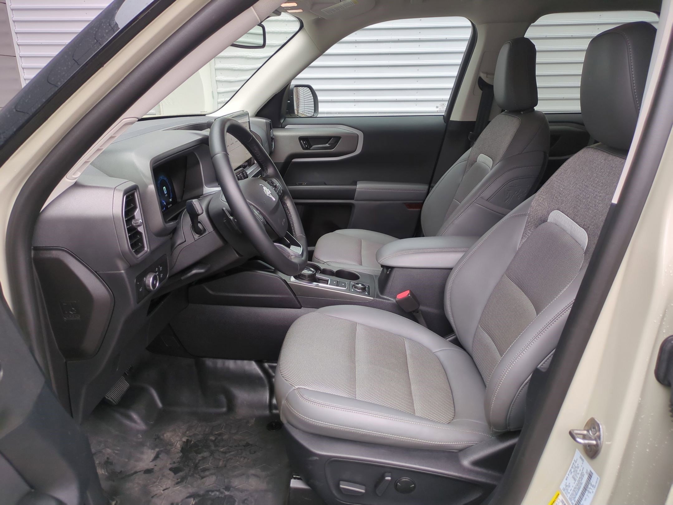 Used 2025 Ford Bronco Sport Badlands image 22