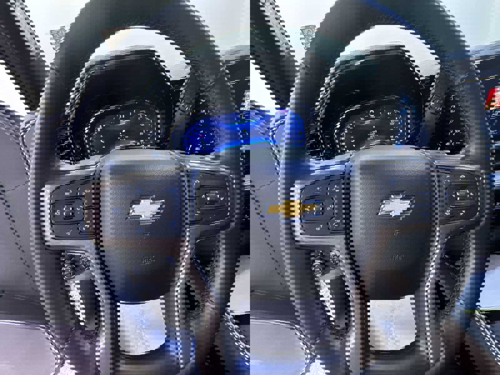 Used 2024 Chevrolet Silverado 2500 High Country w/ High Country Premium Package image 15