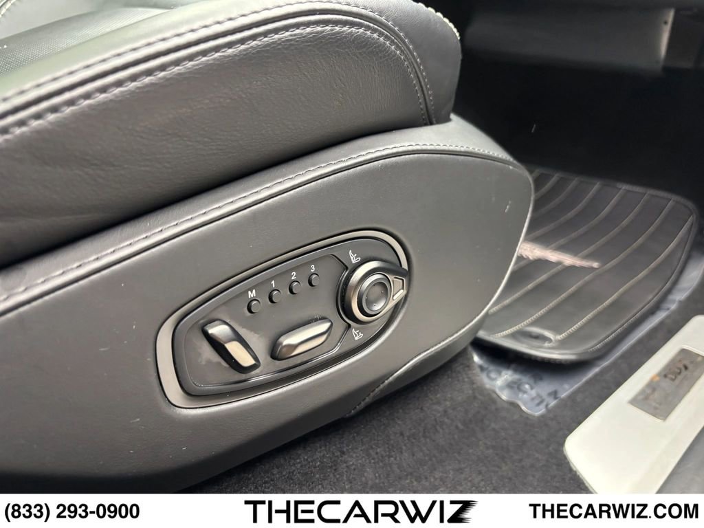 Used 2021 Aston Martin DBX AWD/4WD image 88