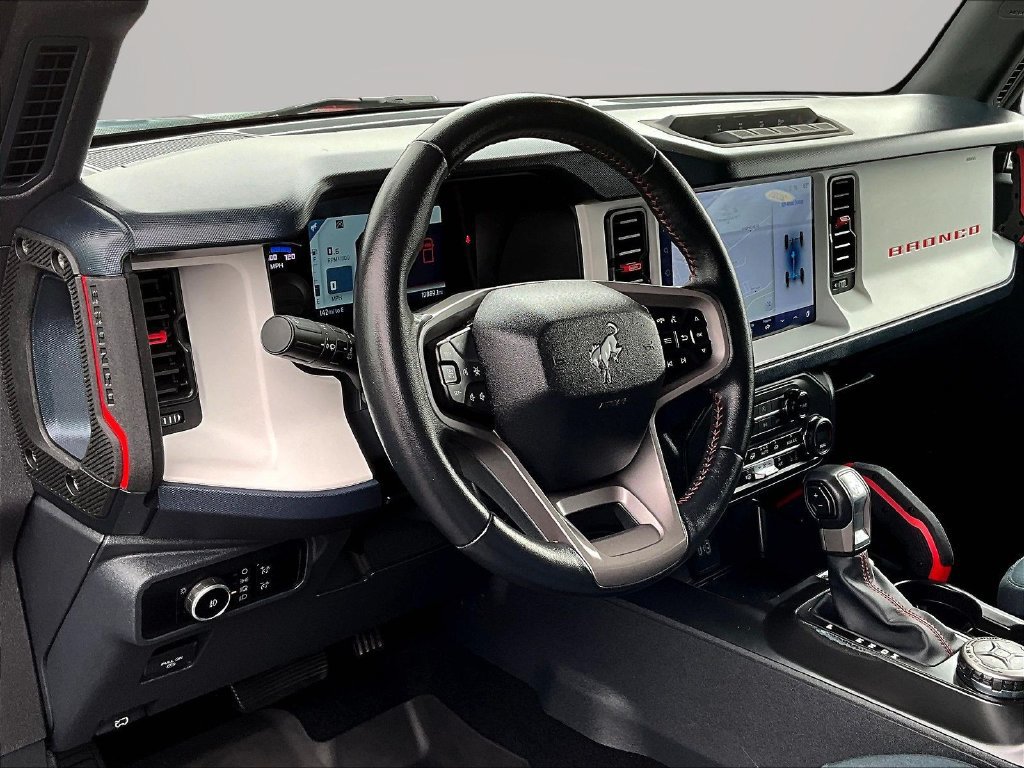 Used 2024 Ford Bronco Heritage Edition AWD/4WD image 18