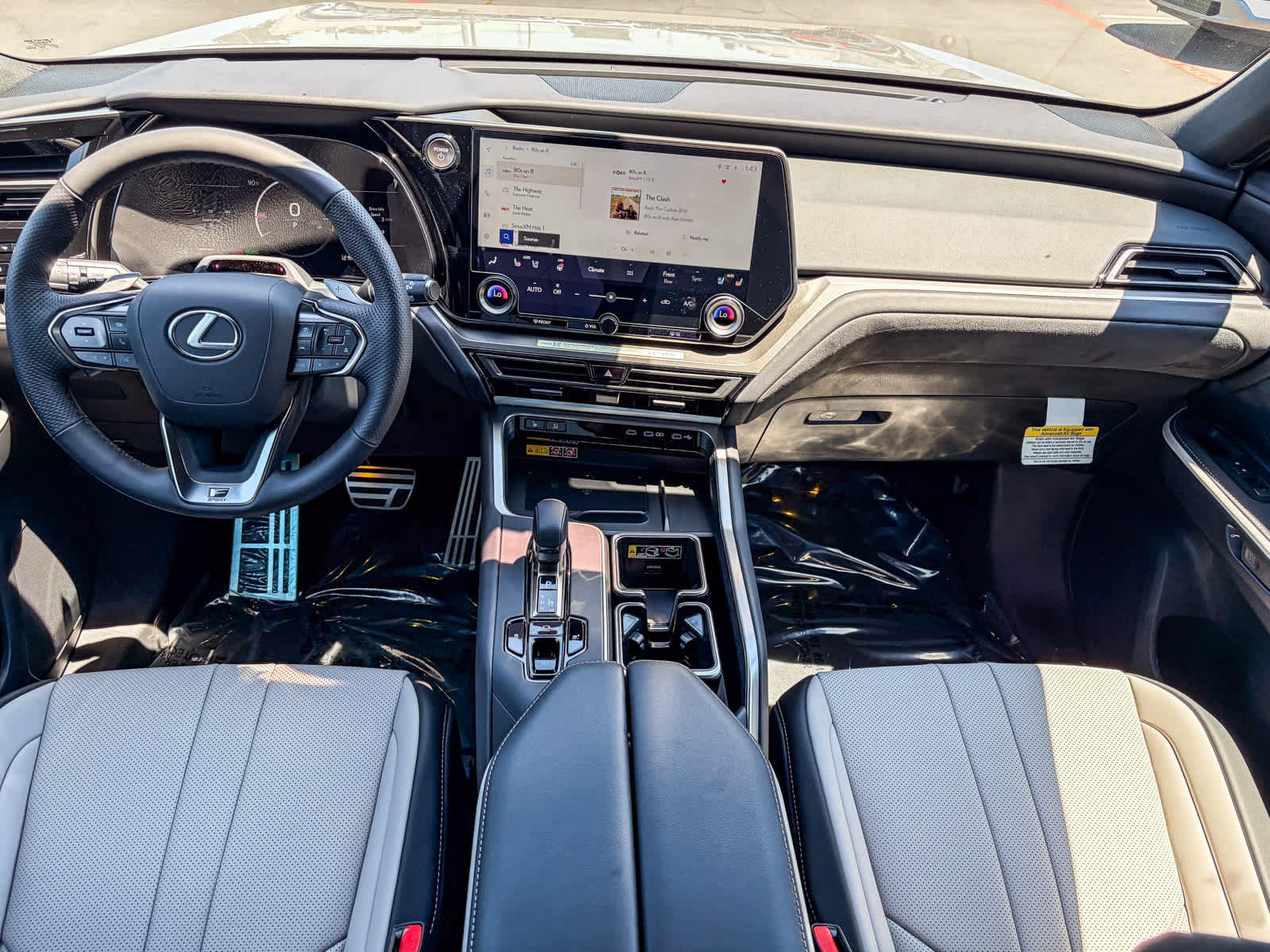 New 2026 Lexus TX 500h AWD image 13