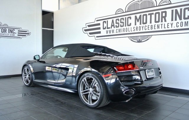 Used 2011 Audi R8 V10 image 10