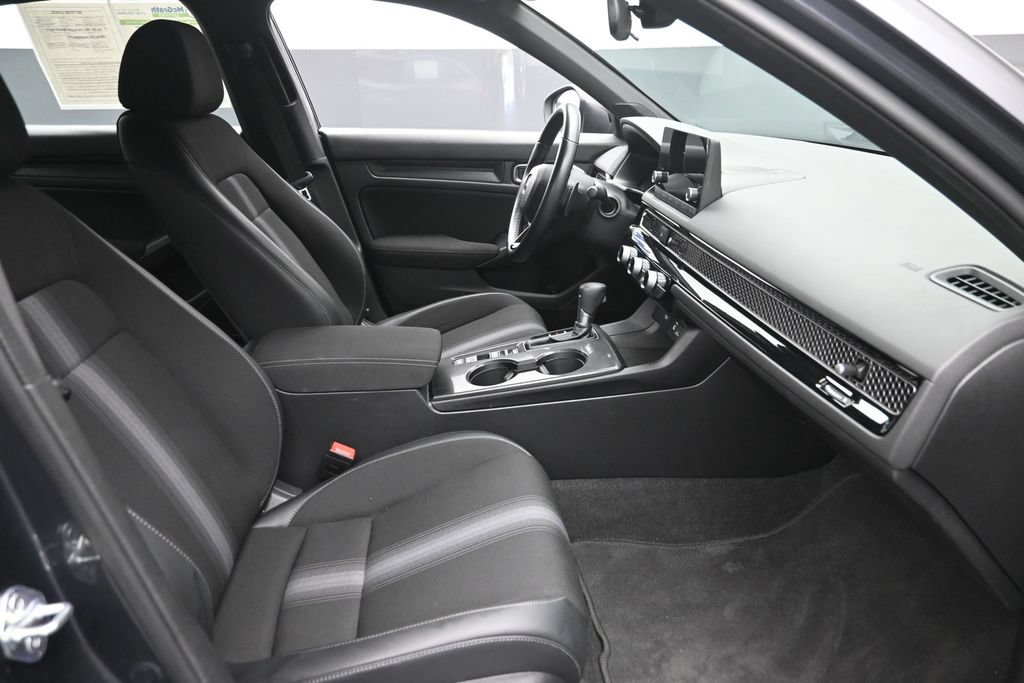 Used 2022 Honda Civic Sport image 9