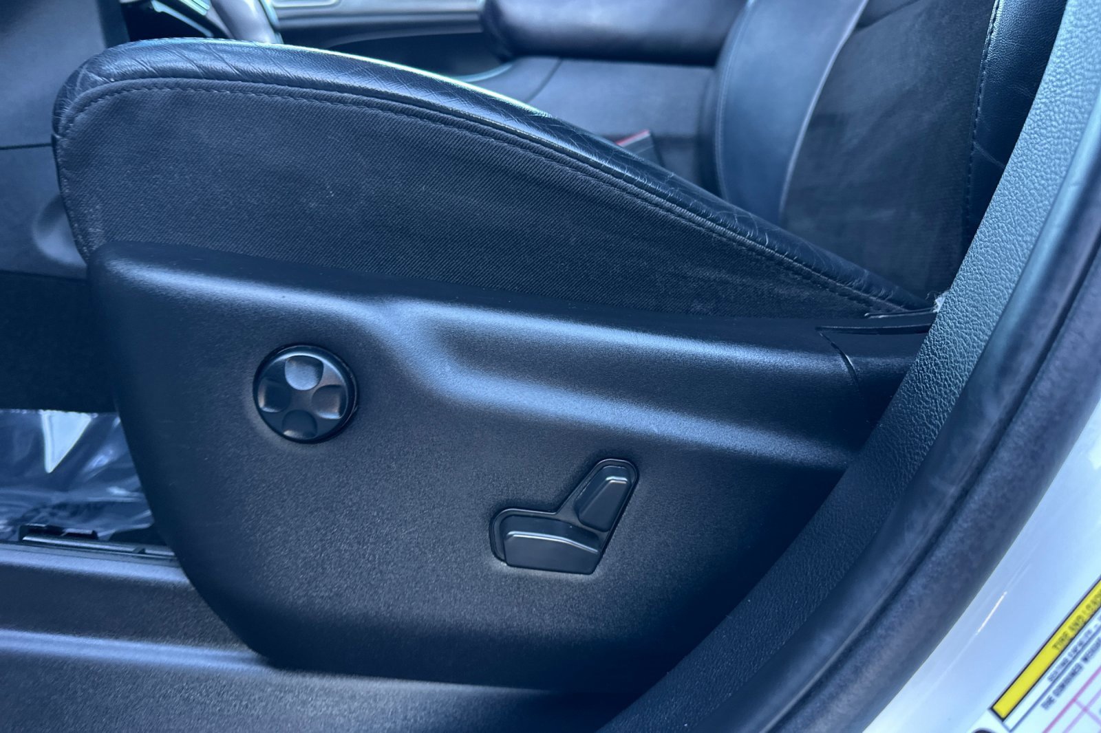 Used 2021 Jeep Grand Cherokee Laredo X image 13