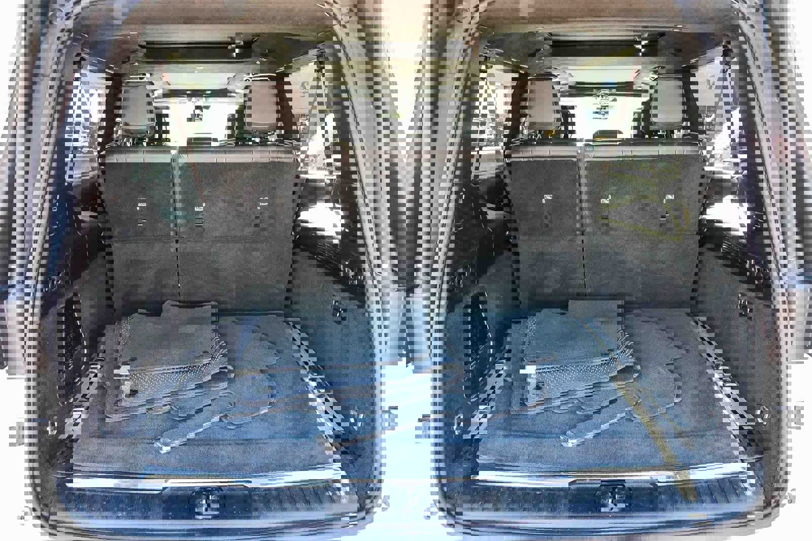 Used 2024 Jeep Grand Wagoneer L Series II w/ Quick Order Packagew 28T image 25