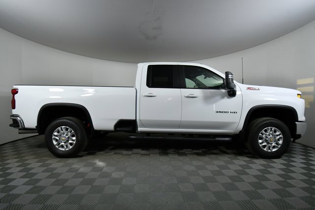 New 2026 Chevrolet Silverado 3500 LT w/ Convenience Package image 15