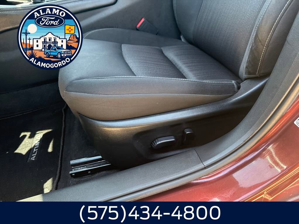 Used 2023 Nissan Altima 2.5 SV image 4