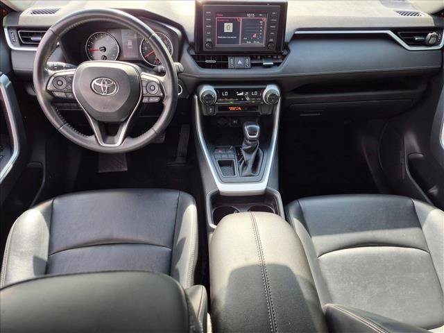 Used 2019 Toyota RAV4 XLE Premium FWD image 16