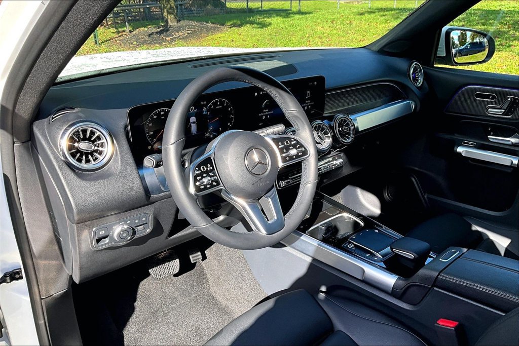 Used 2023 Mercedes-Benz GLB 250 4MATIC image 13