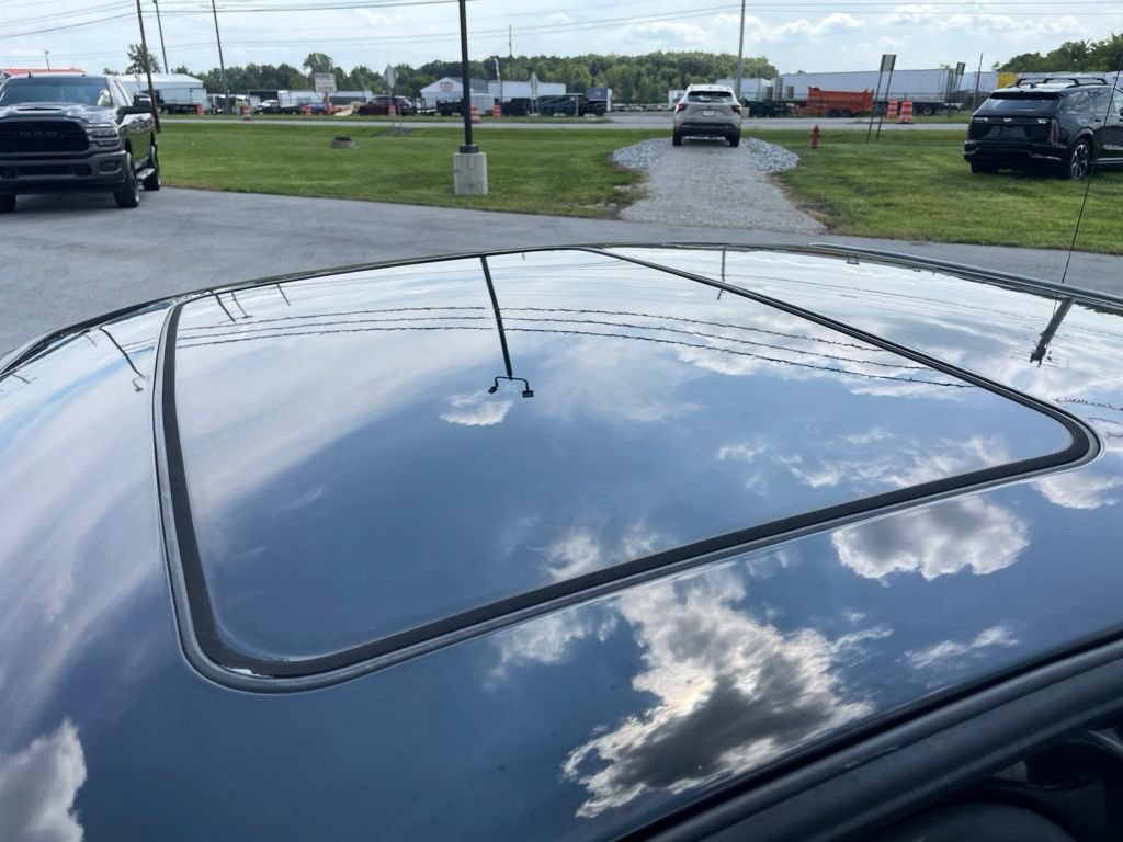 Used 2004 Pontiac Grand Am GT FWD image 18