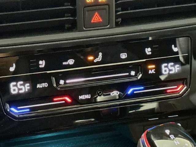 Certified 2026 Volkswagen Jetta GLI Autobahn FWD image 17