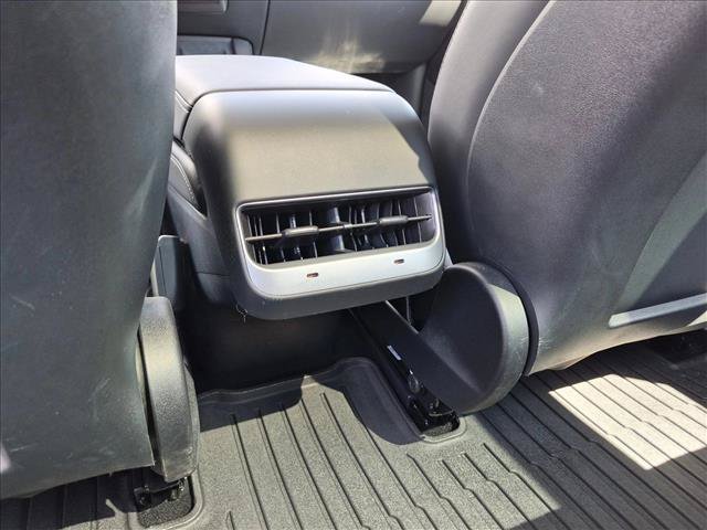 Used 2023 Tesla Model 3 Standard Range RWD image 16