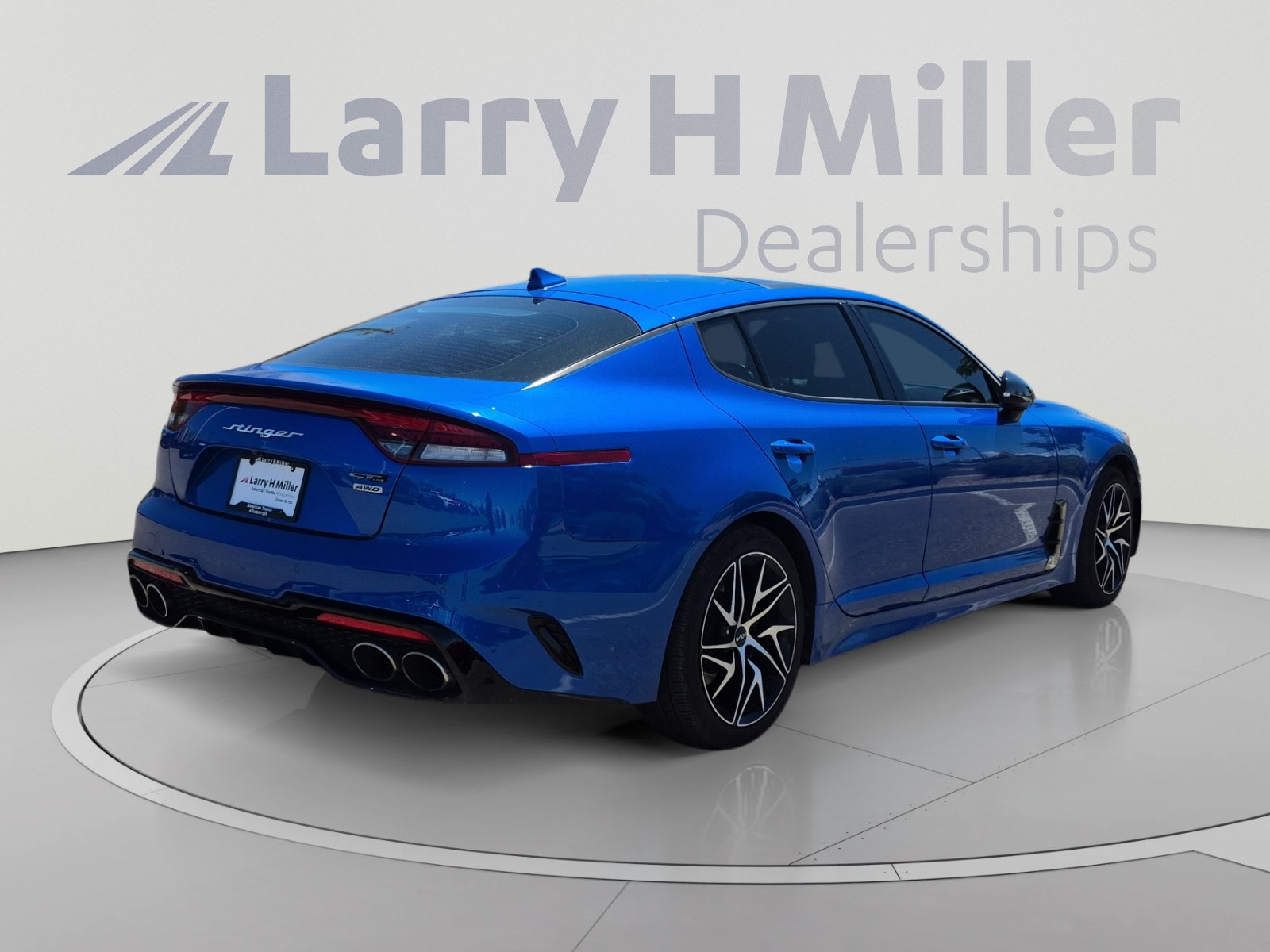 Used 2022 Kia Stinger GT-Line w/ Sun & Sound Package AWD/4WD image 5