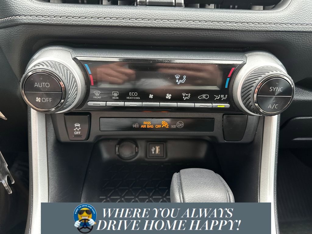 Used 2024 Toyota RAV4 LE image 18